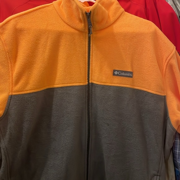 Fleece - Picture 2 of 4